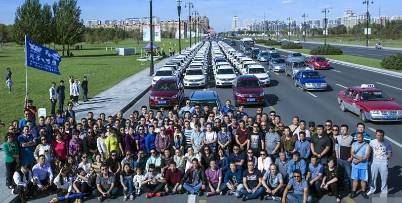 图片过于真实，MIIN车友会小姐姐最多，普拉多车友会都是大叔