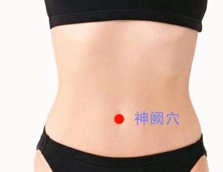 三个月宝宝拉绿色的粘稠大便原因,大便发黑绿色是什么原因引起的