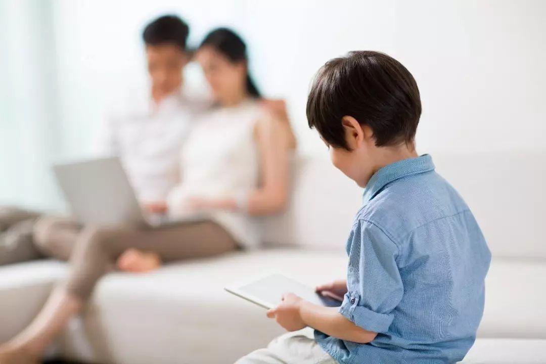 孩子不再依赖父母,宝宝和父母有依赖关系的影响