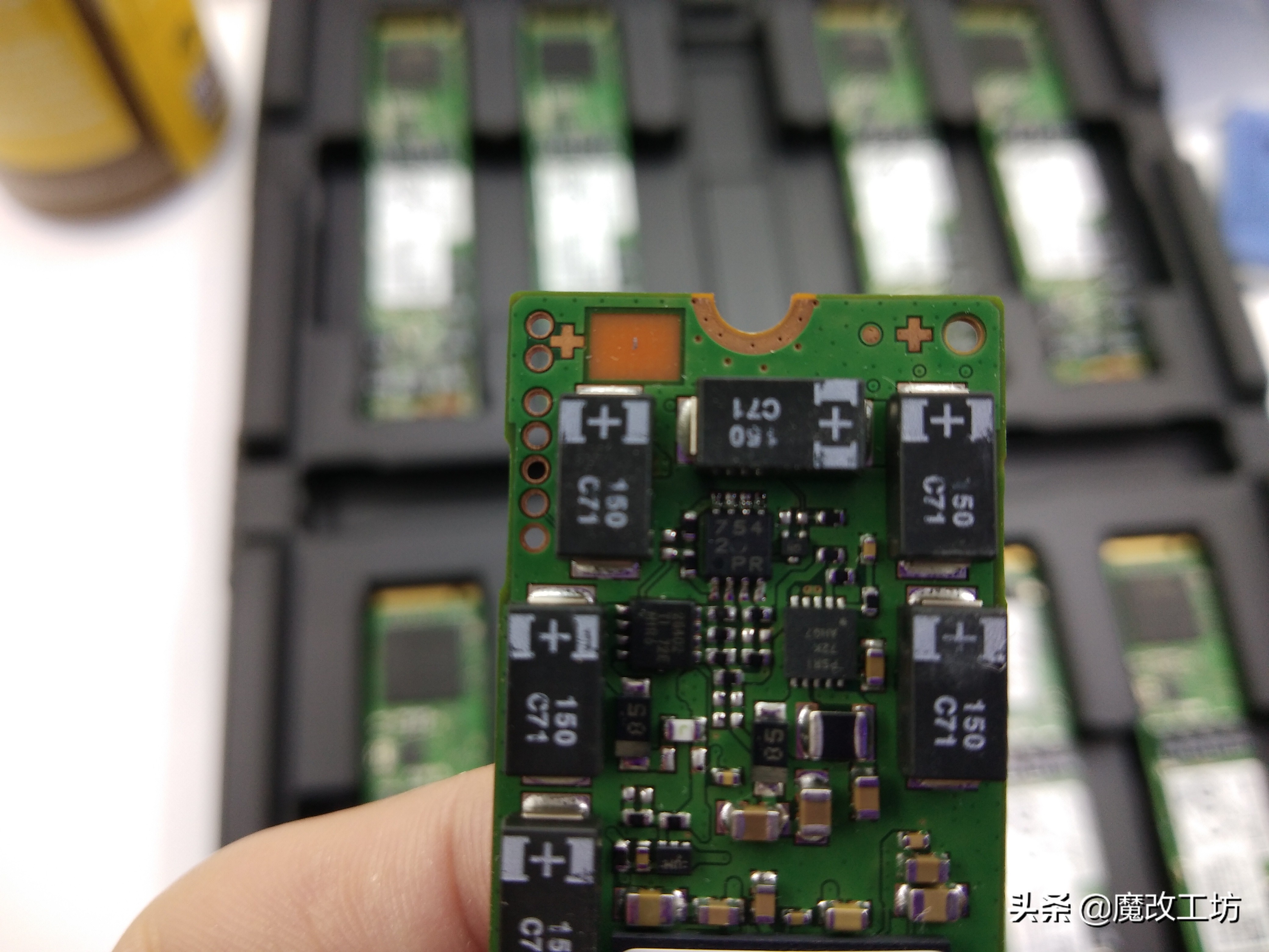 又一波洋垃圾双十一特价大船来到？5毛钱1G！500元的960G三星固态