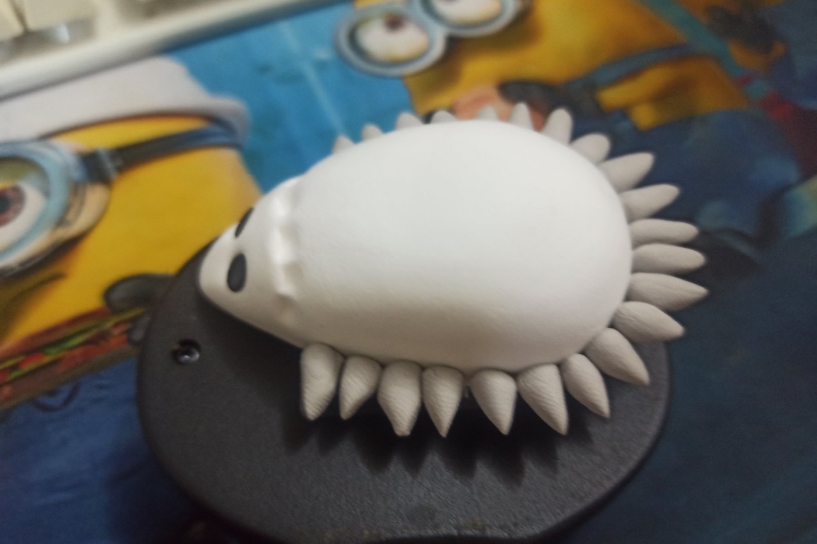 用超轻粘土做的超可爱小刺猬,超轻黏土和松果做刺猬