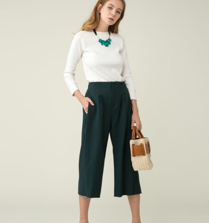 不想穿那些网红卖的衣服?感觉不上档次?也不想选奢侈品?