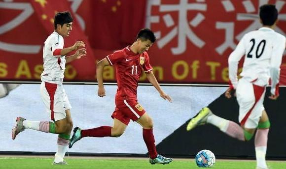 陶强龙在亚洲杯中进了几个球,陶强龙3分钟破门中国晋级8强