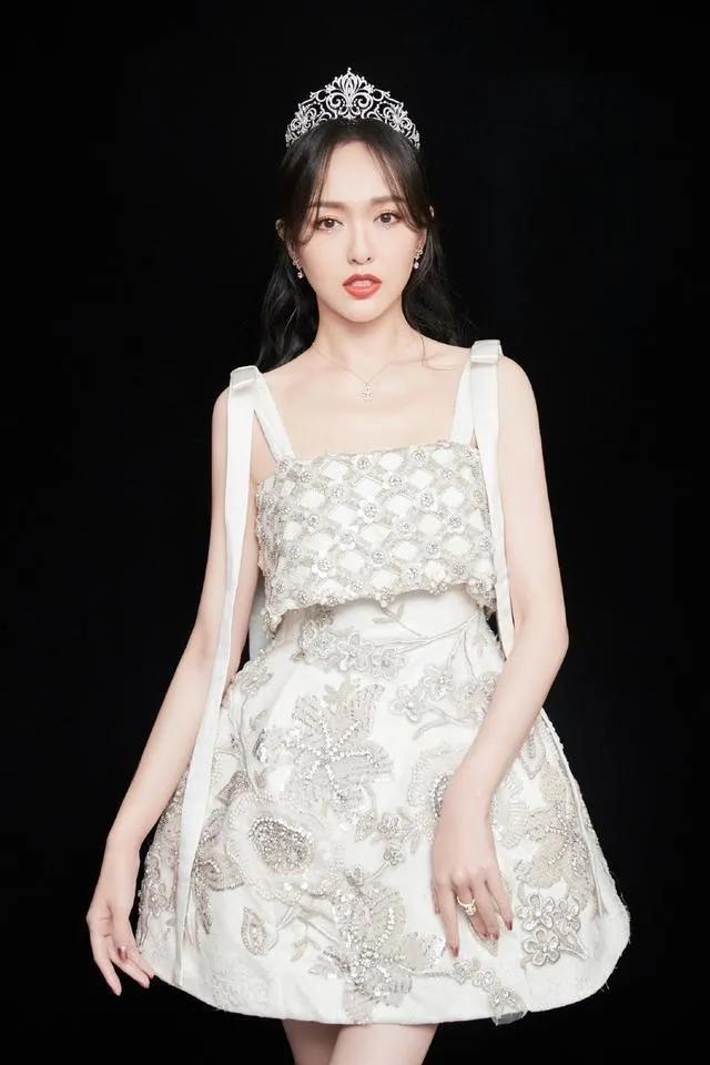 唐嫣官宣代言辱华品牌！引起民愤，因生活拮据代言为赚奶粉钱