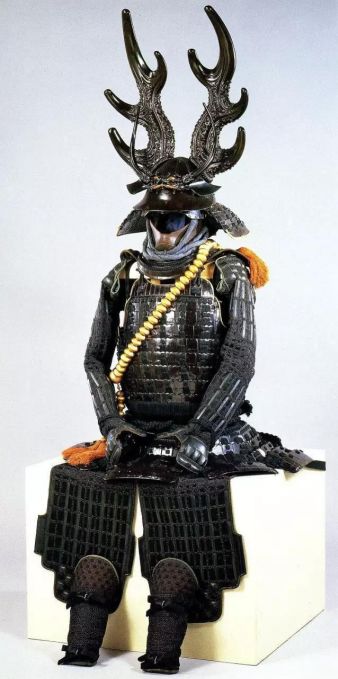 古代的盔甲是什么样的,古代的盔甲有防御效果吗