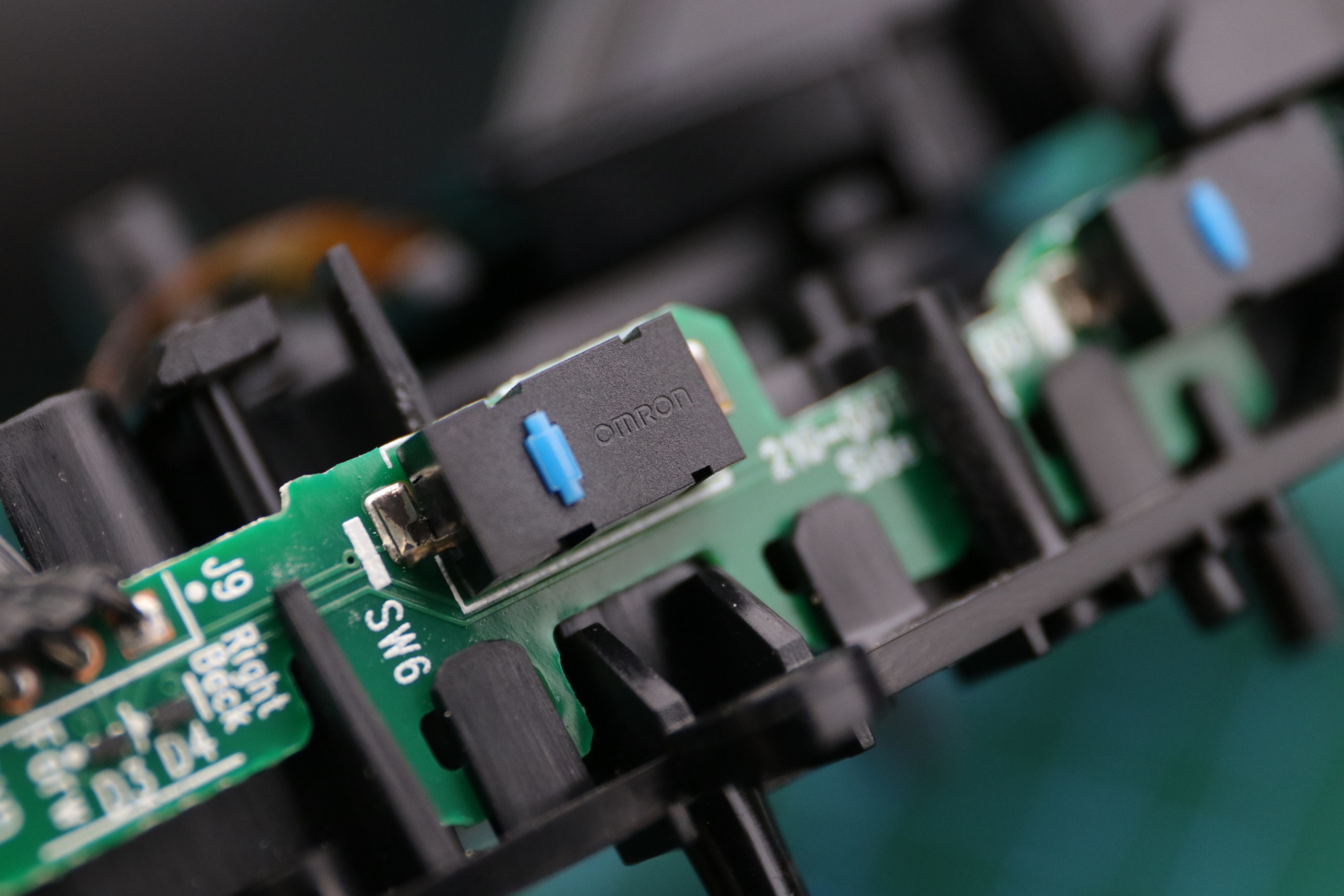 罗技无线游戏鼠标g304和g903,罗技g903鼠标拆卸教程