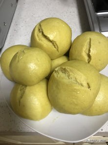 为什么蒸的馒头出锅后会裂开,出锅馒头为啥有塌的呢