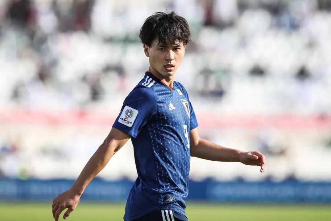 找出制敌法宝,世预赛12强归化前插国足回传