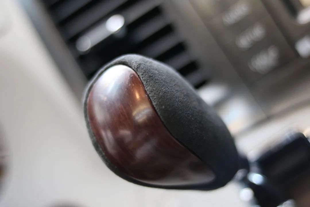 老塞纳翻新修复,二手塞纳全车翻新整备