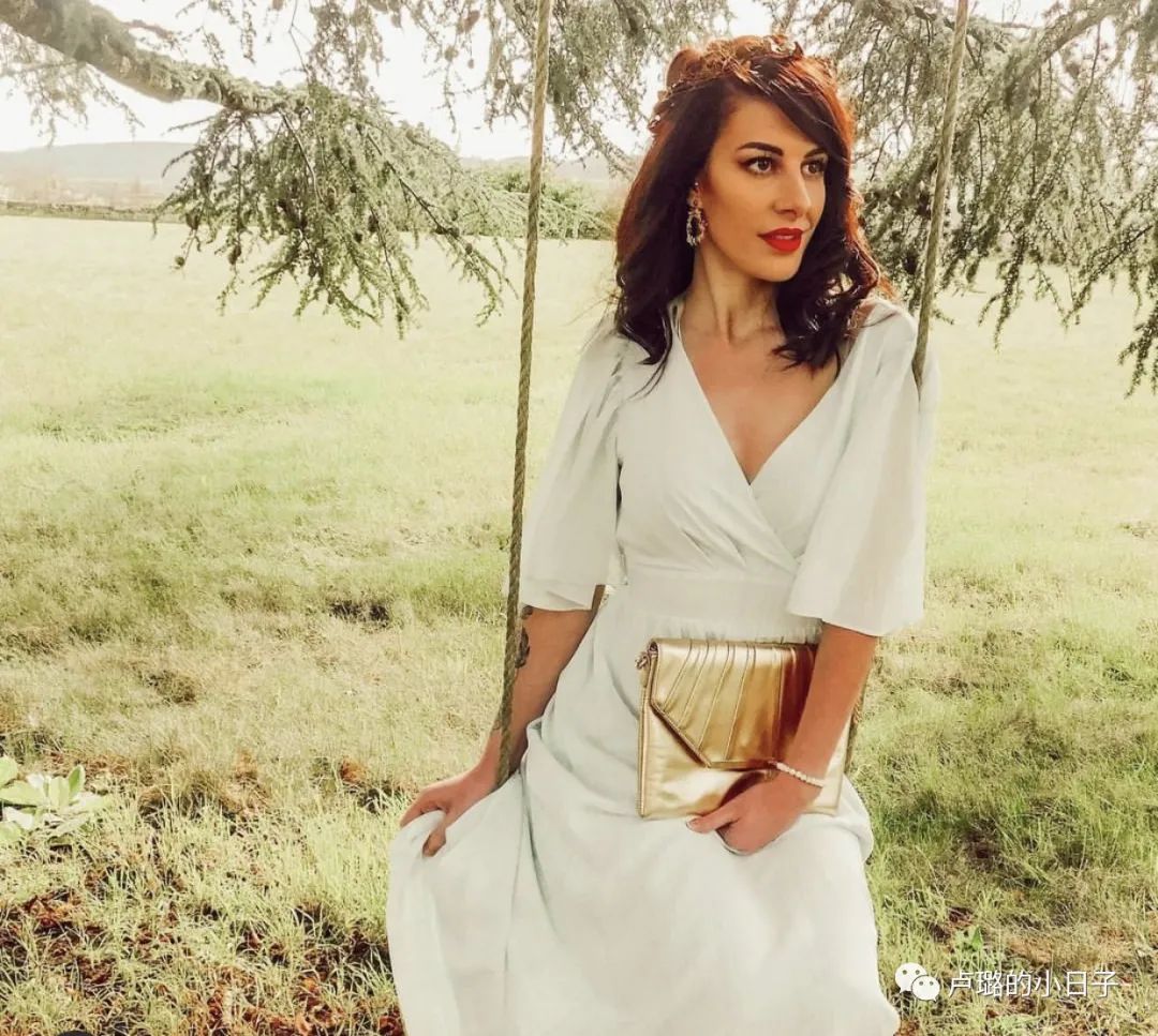 真正的法国女人,真正的巴黎女生冬天都在穿什么