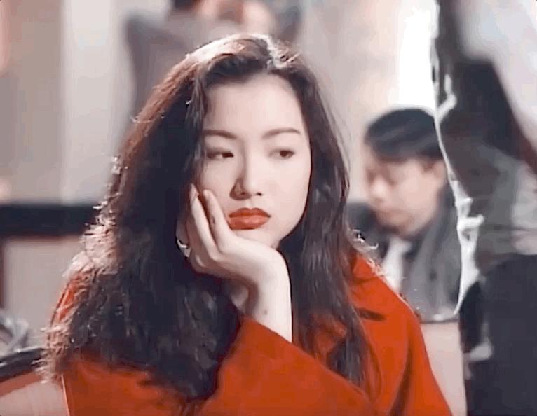 和49岁的她比，流量们的努力好廉价