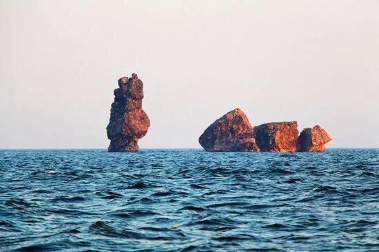 不去海边去哪旅游,不去海边的旅游景点