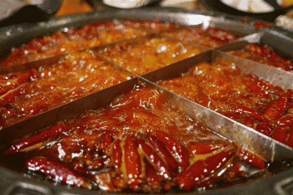 怎么放火锅底料不发黑,火锅汤变黑怎么处理