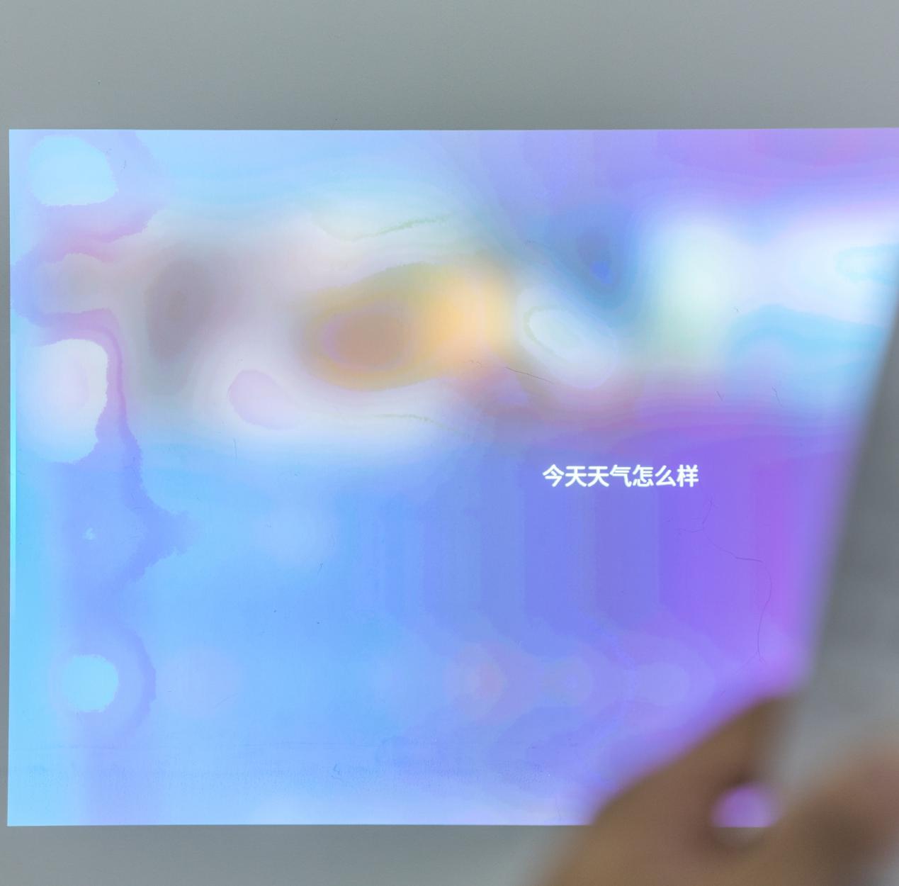 喜欢看电影买电视还是投影仪,喜欢看电影买投影仪