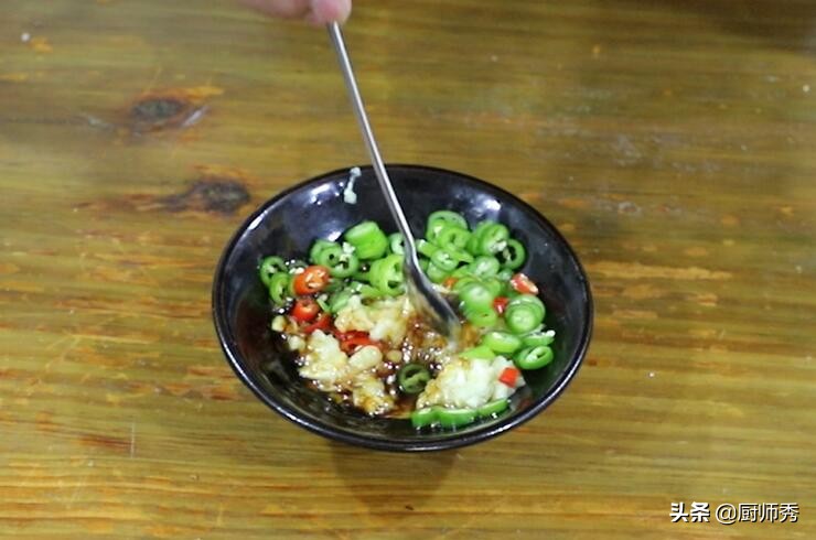 普通鸡蛋做成溏心蛋可以吃吗,鸡蛋如何煮成溏心蛋