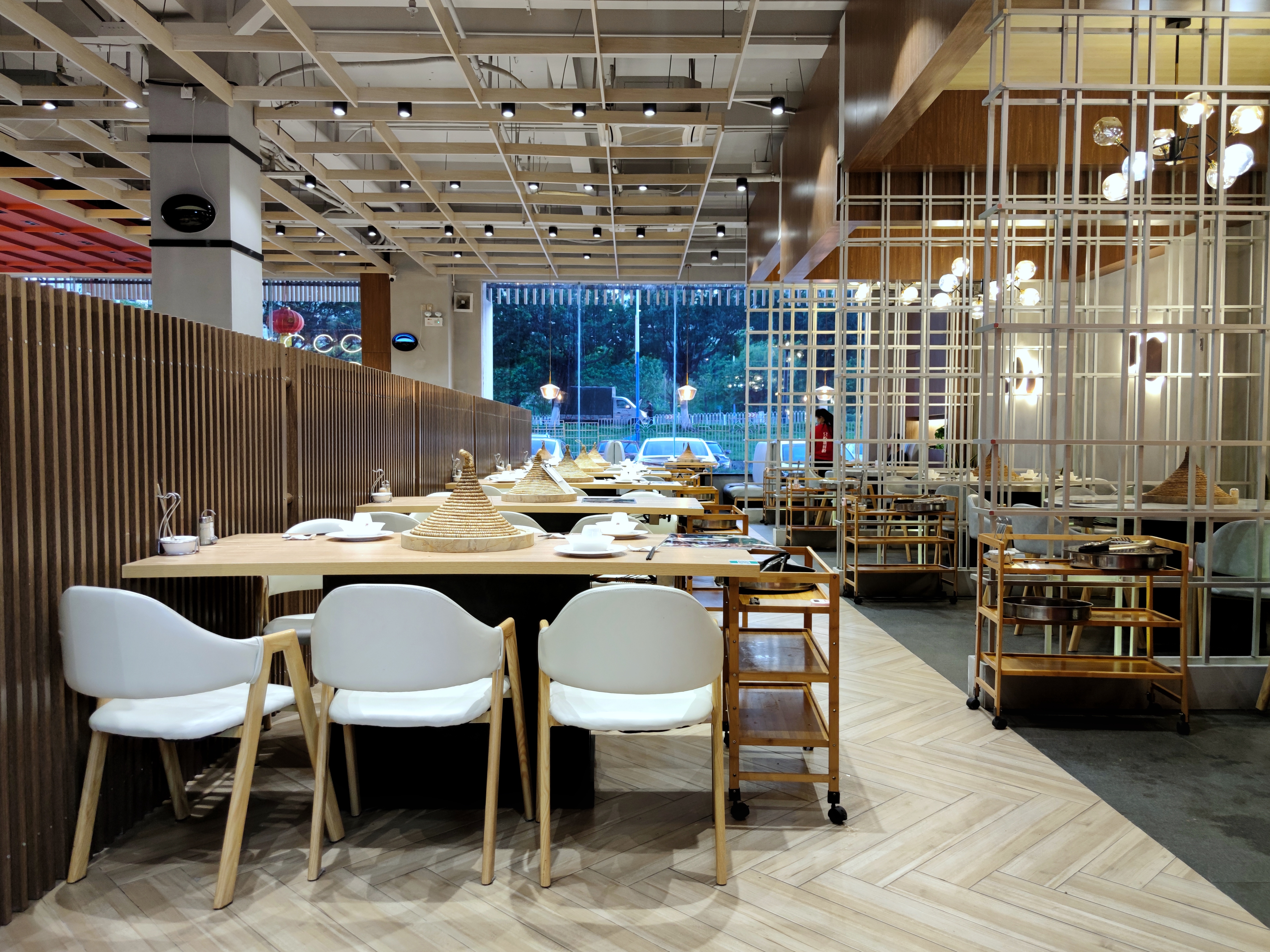 人均100的饭,人均100的餐厅吃出4000