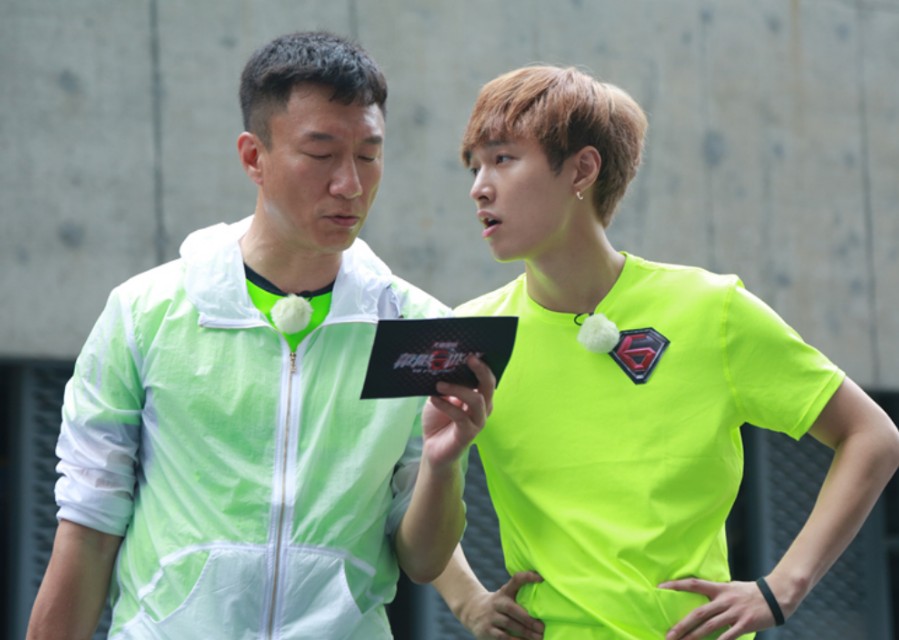 张艺兴被人质疑假唱,张艺兴回应假唱事件