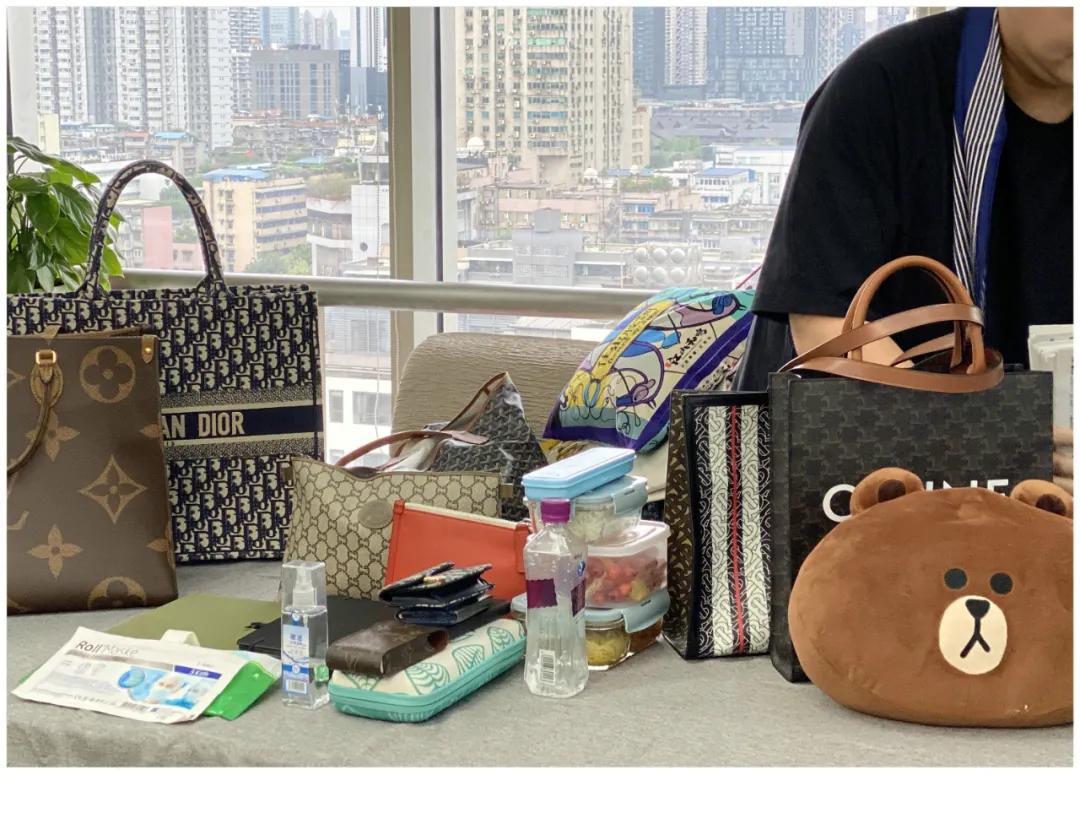 办公室好看能装平价的包包,十款totebag你值得拥有