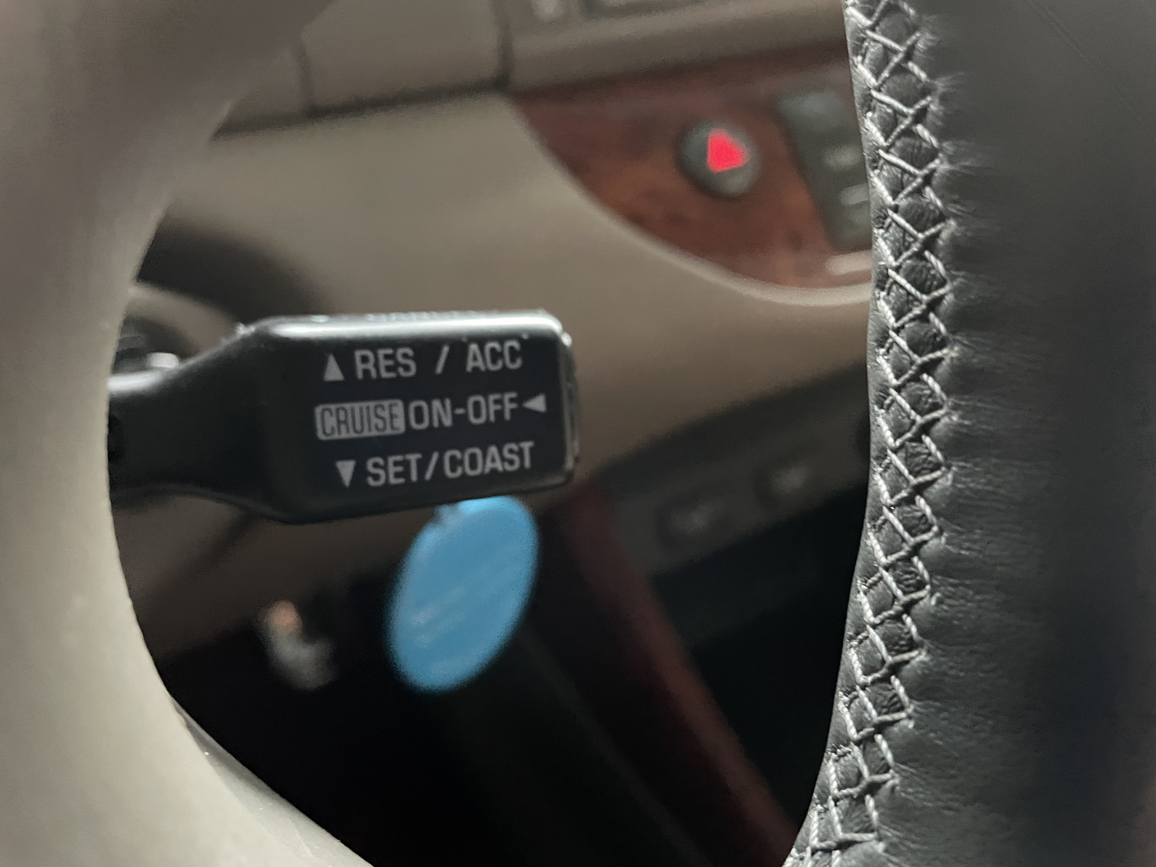 花两万块买一台老奔驰,花两万买一台豪车