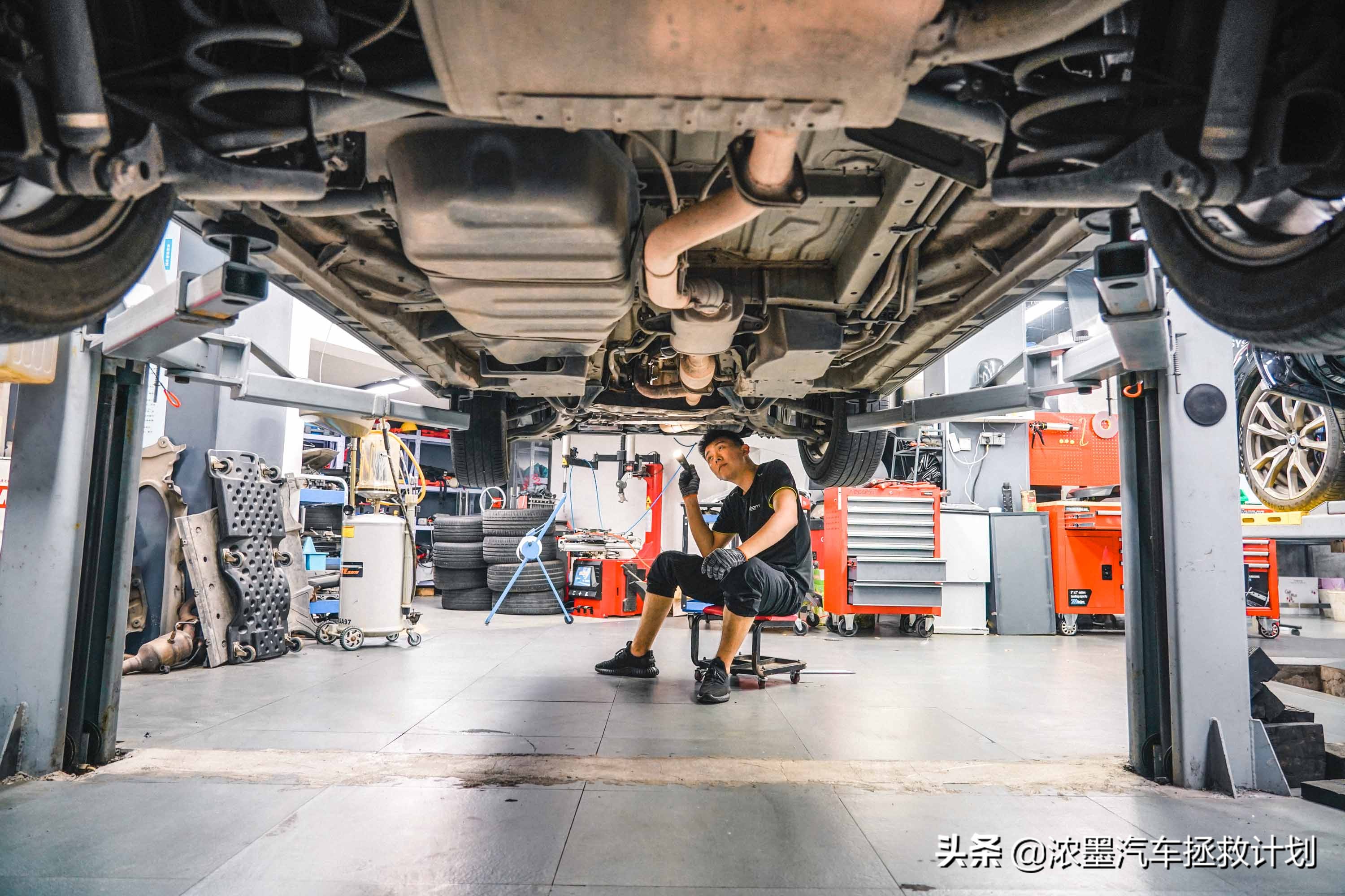 翻新整备修复丰田第一代普瑞维亚,一代情怀丰田普瑞维亚