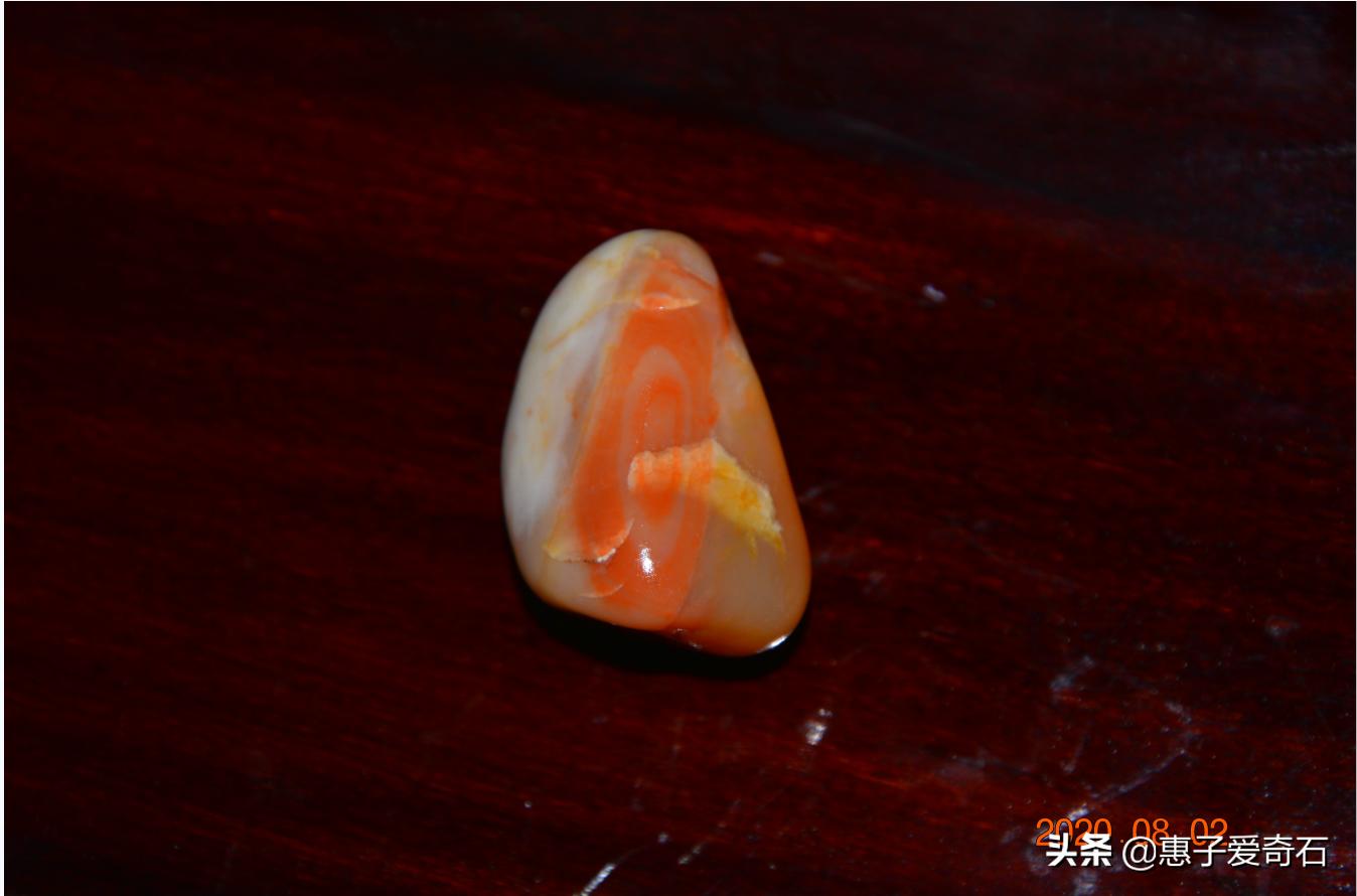 陕西渭河最好奇石图片大全,最贵的金丝玉奇石