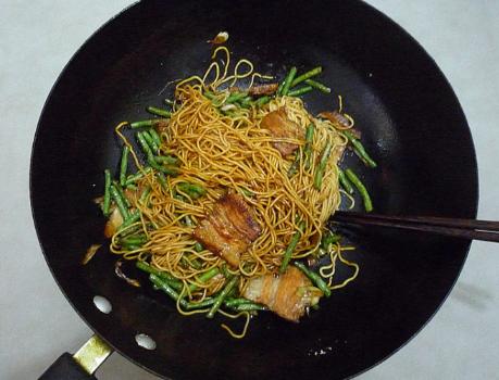 怎么炒面面不硬,炒面下面条怎么不粘锅