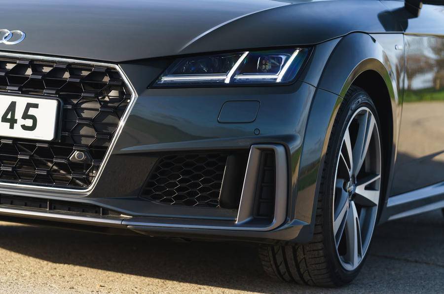 宝马z4和奥迪tt和奔驰slc怎么选,宝马z4奥迪tts哪个好