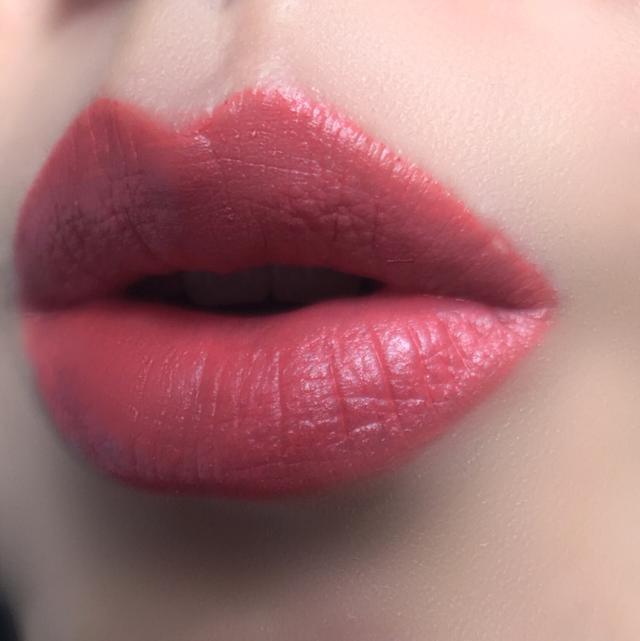 有哪些适合素颜或者裸妆的口红,茶颜悦色口红哑光丝绒素颜裸妆