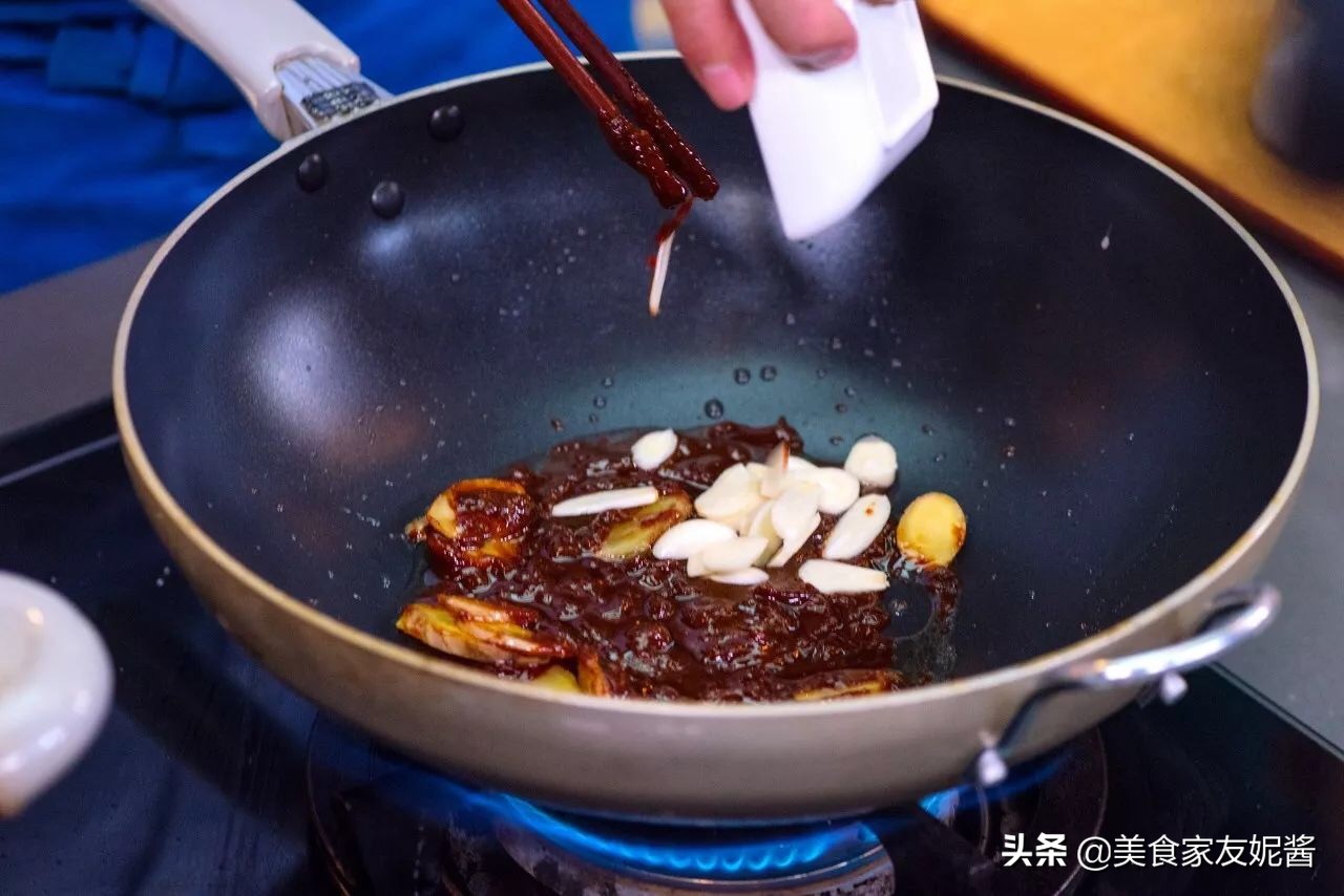 怎么样做香酥蟹,葱姜爆蟹教程