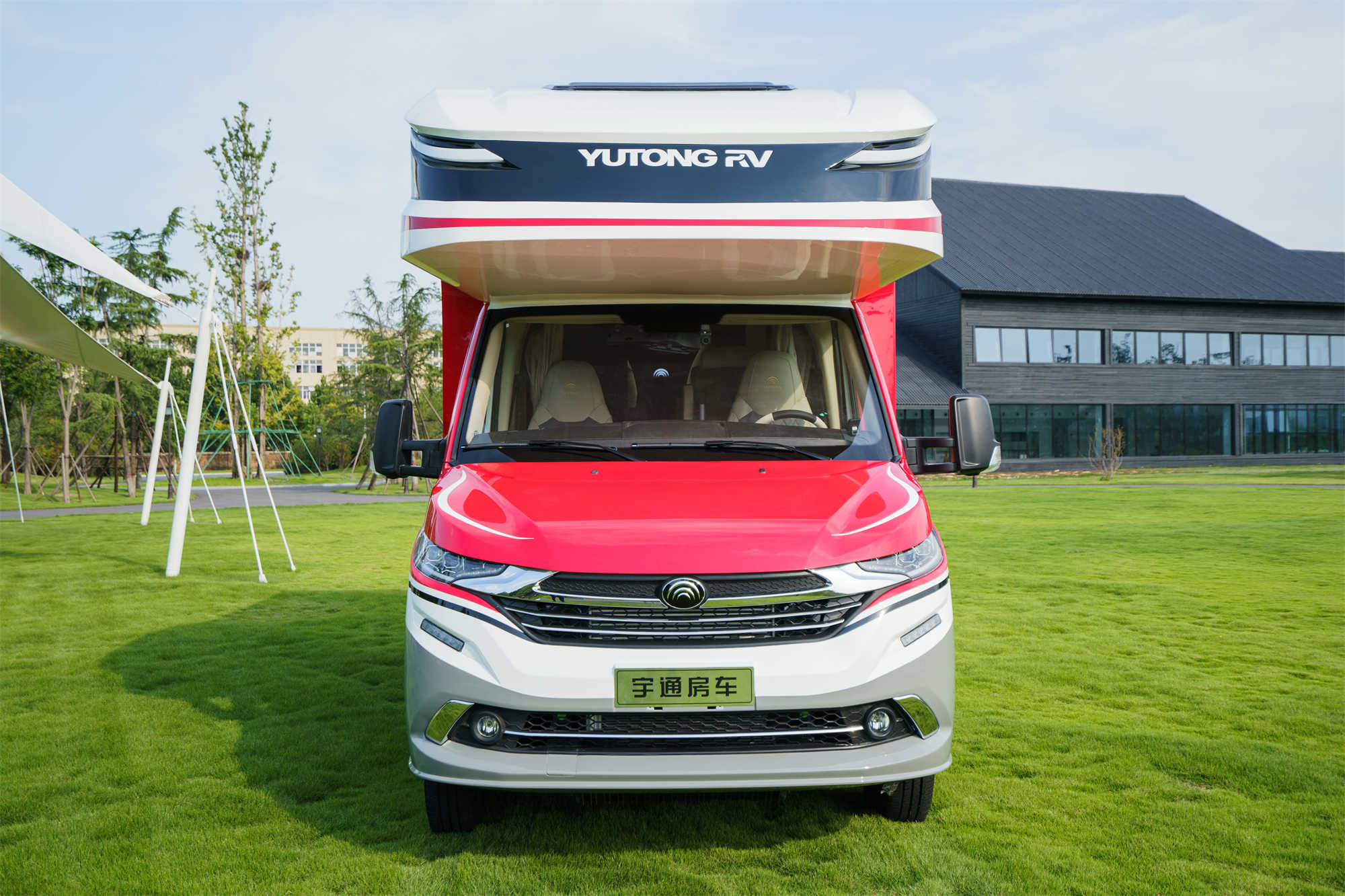 宇通c670房车最新款,宇通房车c553