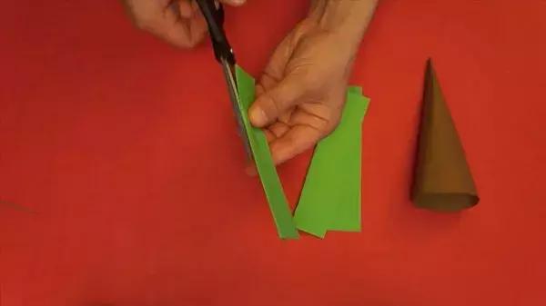 很漂亮的圣诞树怎么弄,漂亮的圣诞树手工