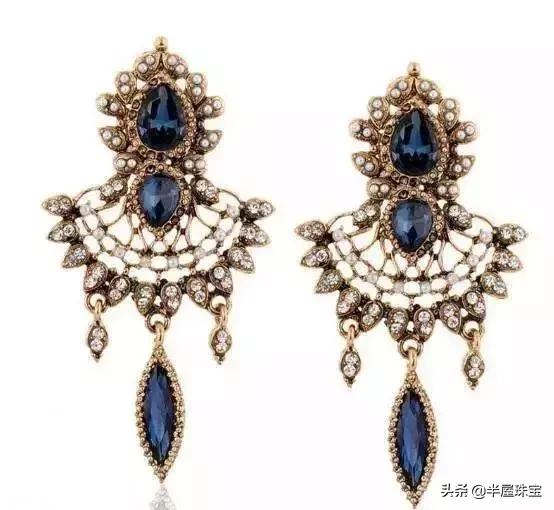 李湘晒奢华珠宝 (李湘戴的珍珠项链)