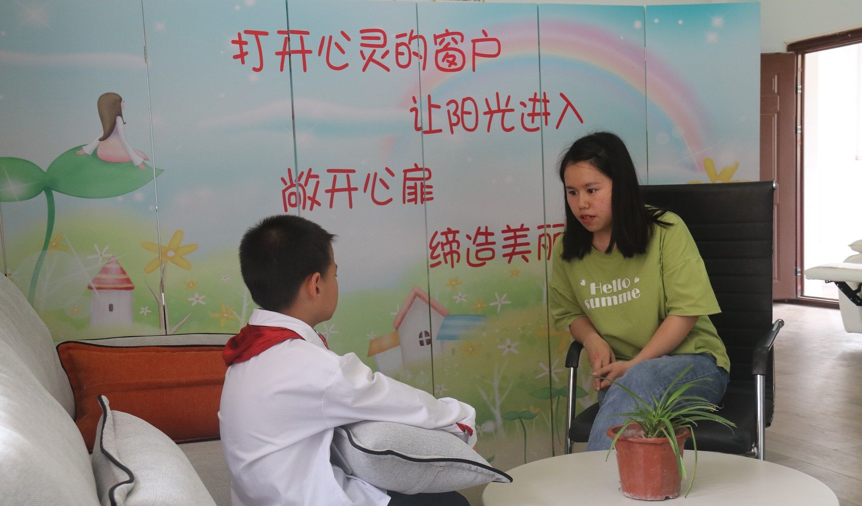 龙川县学党史办实事,凝心聚力学党史重走长征路