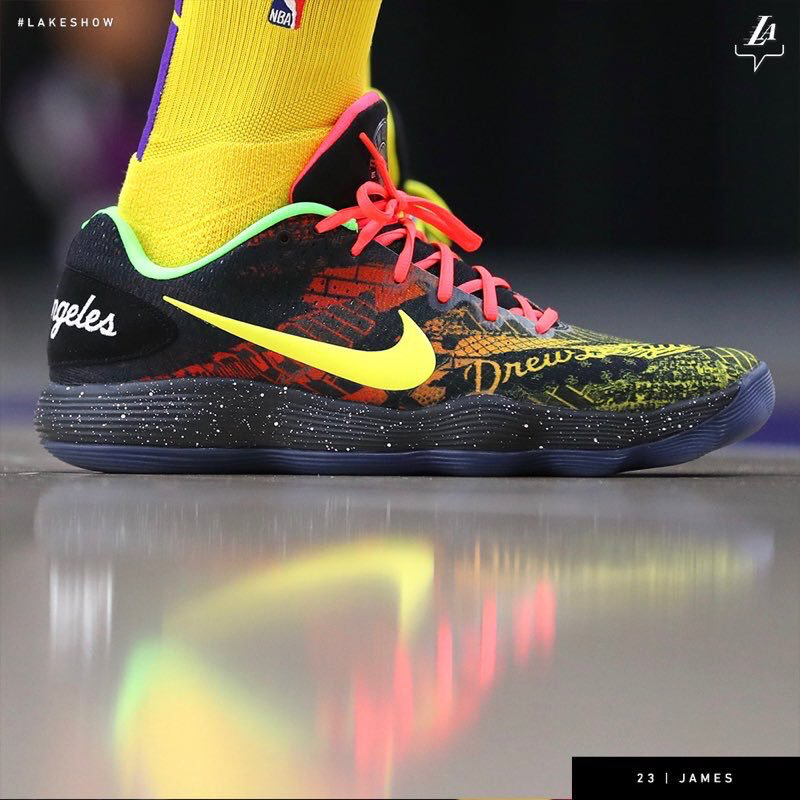 15双NBA新赛季最花哨篮球鞋,你最中意哪一双