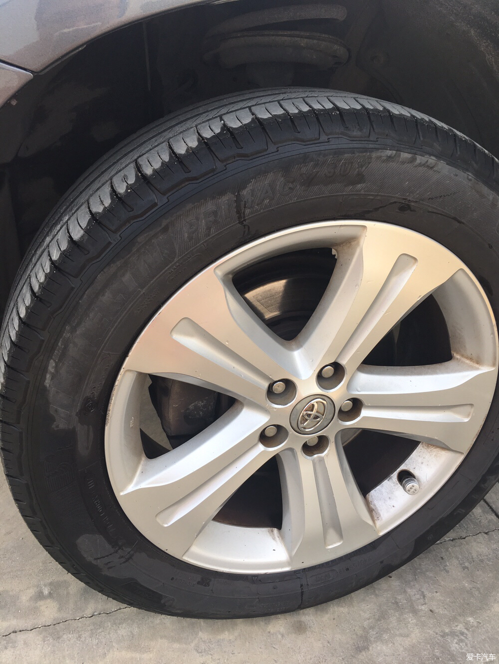 2011年丰田汉兰达2.7加不上油门,2010年2.7汉兰达哪里不好