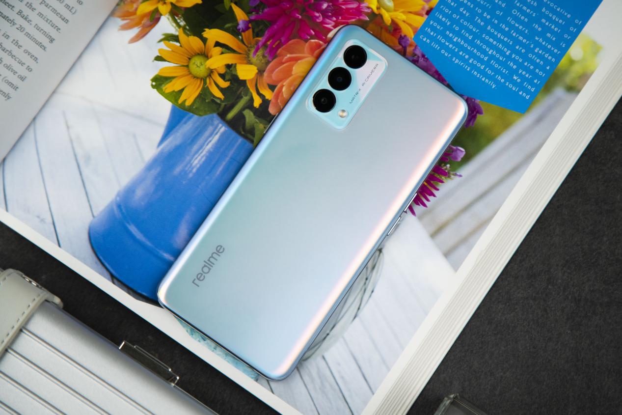 realme真我gt大师探索版全面屏,realme真我gt大师探索版测评