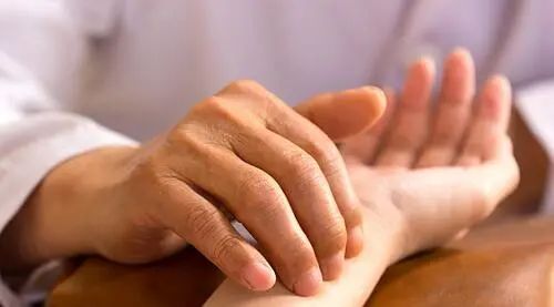 教大家8个妙招对付妇科病,夏天妇科病怎么防治好