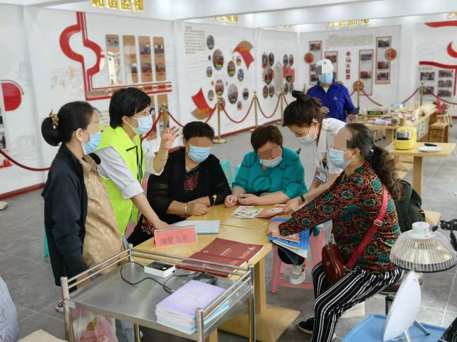 关注女性健康，践行两邻理念——沈阳市沈河区妇婴医院开展义诊宣传活动