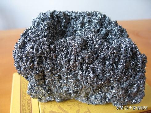 白刚玉和铬刚玉哪个硬度高,刚玉哪种材料最好