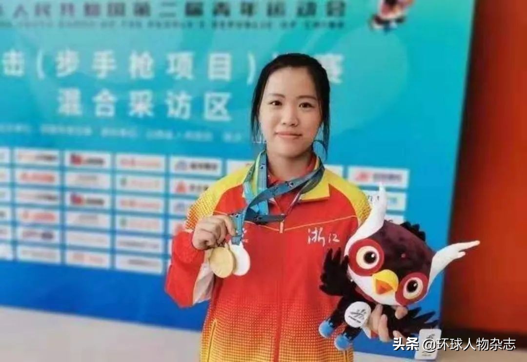 中国清华学霸杨倩勇夺奥运首金,杨倩夺冠首金