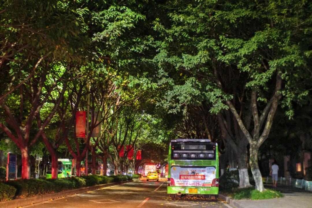 七工匠25f1.8大光圈,七工匠f0.95镜头多大光圈画质最好