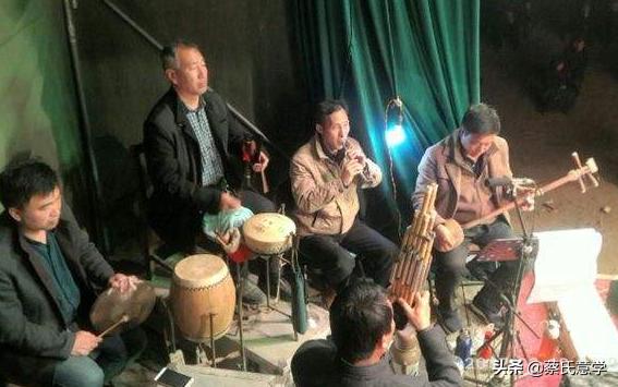 爱的字源演变,爱字怎样根据字形释义