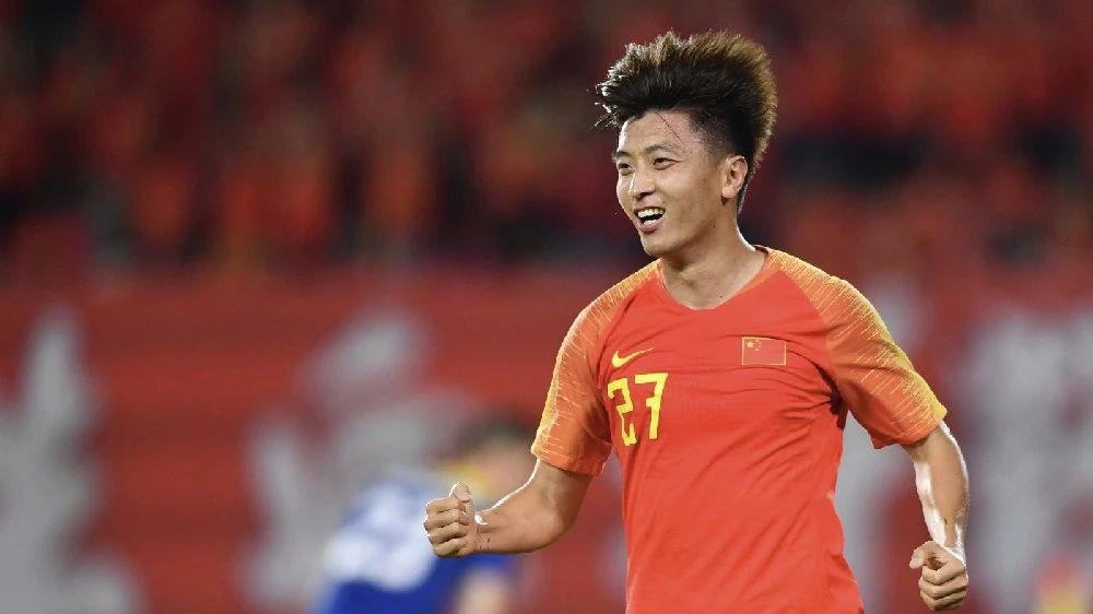 杨旭中国足球俱乐部,杨旭足球国家队图片