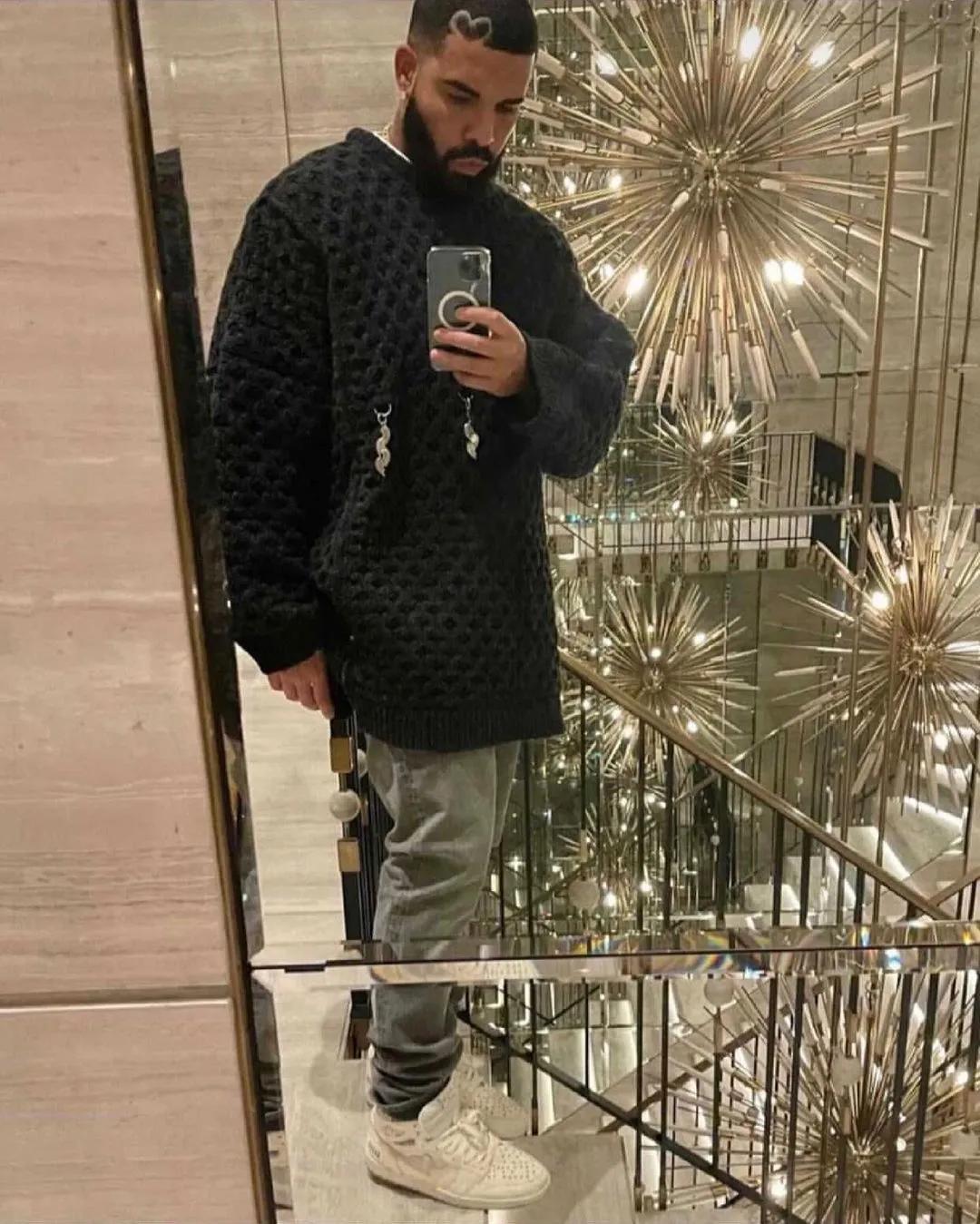 一双假的aj1影子灰多少钱,一双假耐克成本多少钱