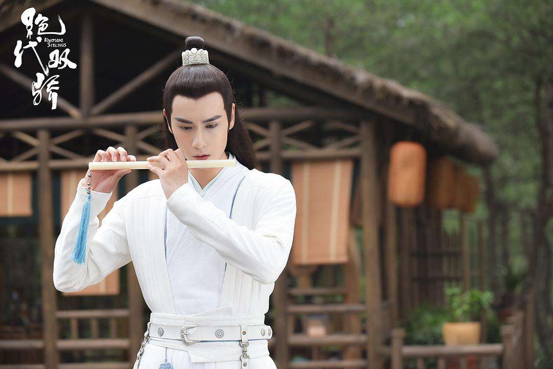 绝代双骄比小鱼儿与花无缺好看,绝代双骄小鱼儿与花无缺性格特点