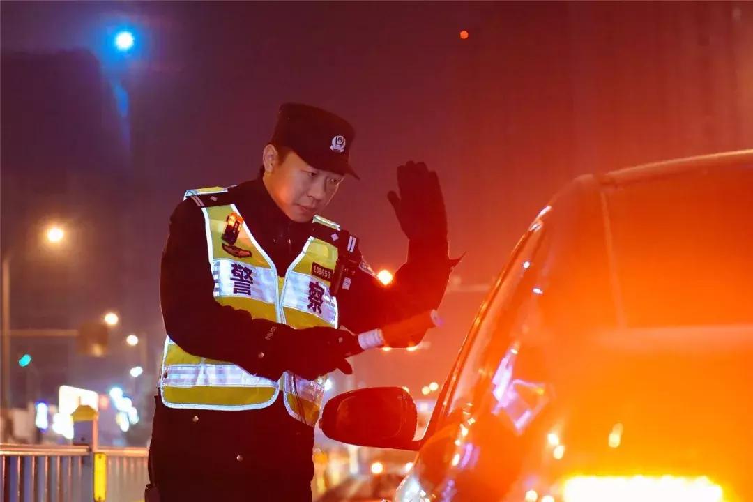 中国实名曝光人员名单,国内第一批黑名单公示