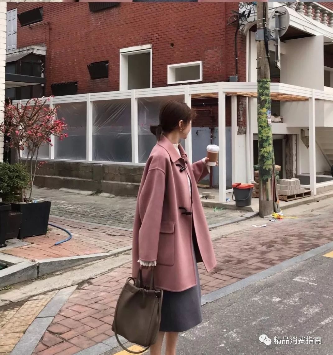 穿搭推荐秋季干净气质,本周分享秋冬穿搭配色法则