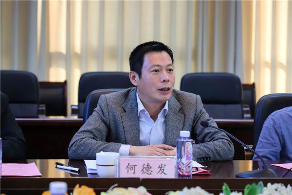 一个贫困县的六任县委书记 (山西贫困县县委书记)