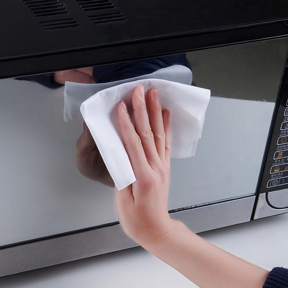 厨房的锅用久又黑又脏？别用钢丝球擦，学会这样做，干净又美观