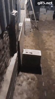 想知道上面的这个洞洞是用来干什么的？